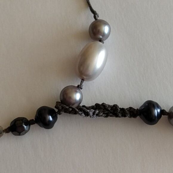 20" Beaded necklace, adjustable - Picture 5 of 7